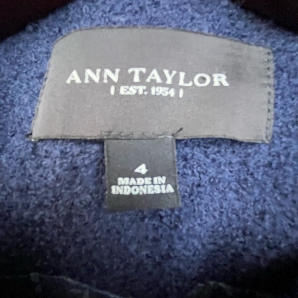 Ann Taylor Navy Blue 3 Button Wool Coat Size 4 100% Wool - Picture 4 of 5
